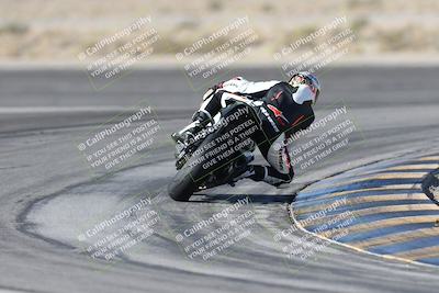 media/Dec-01-2025-Moto Forza (Mon) [[2daa91e15f]]/1-Advanced Group/Session 2 Turn 11 Backside/